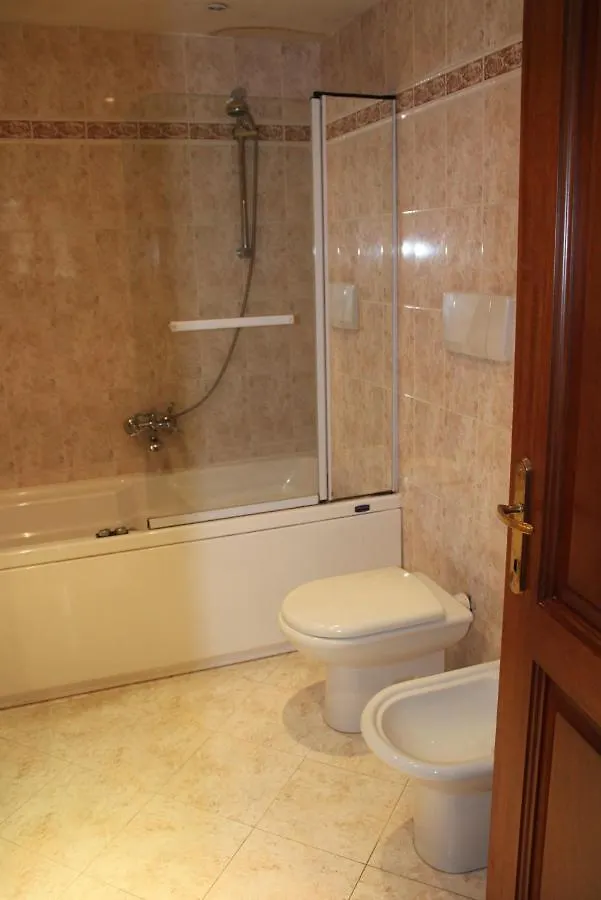 Colosseum New Charming Apartment Rome 0*,